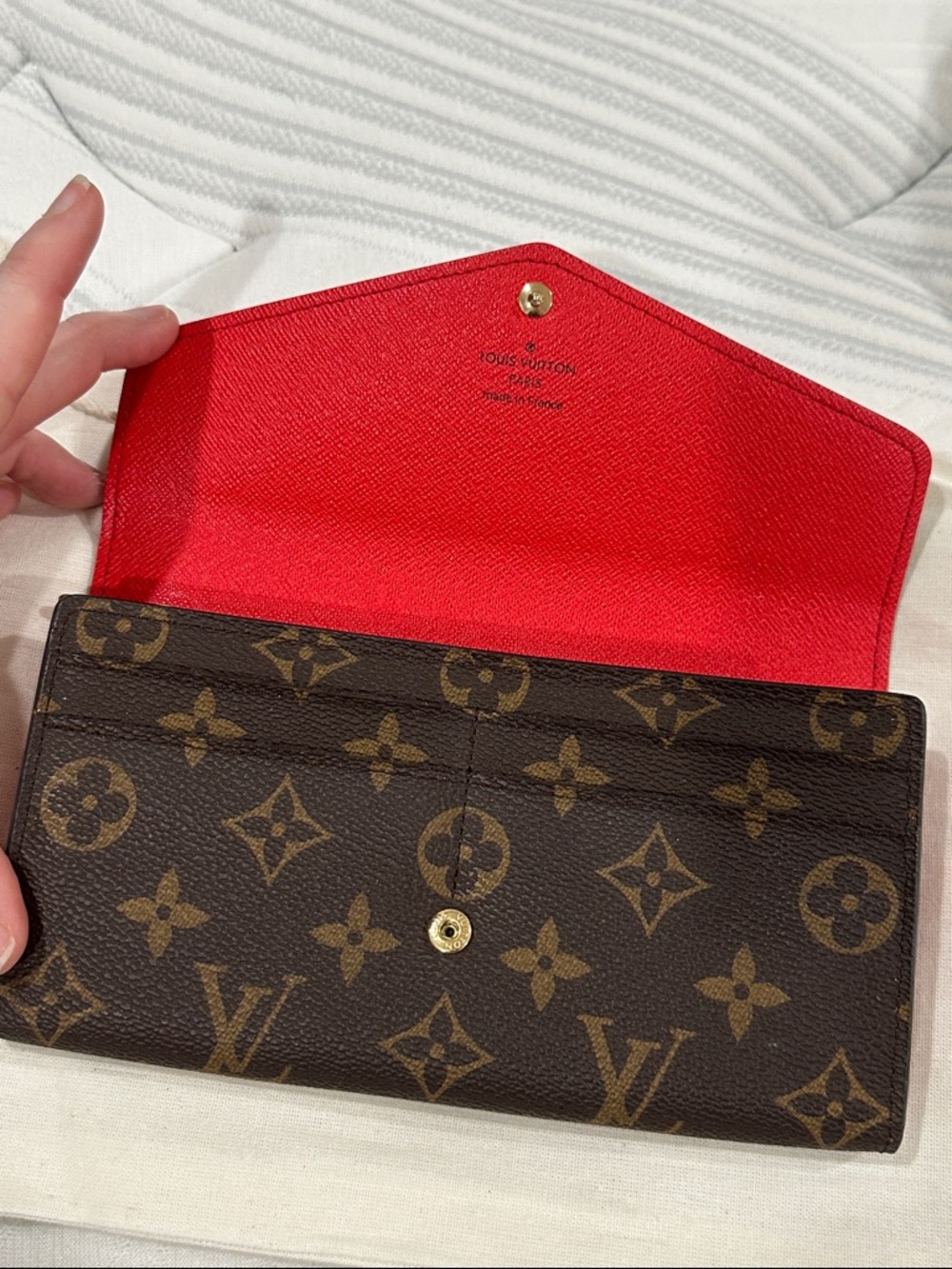 Louis Vuitton Monogram Sarah Envelope Wallet in Brown and Poppy Red - NEW